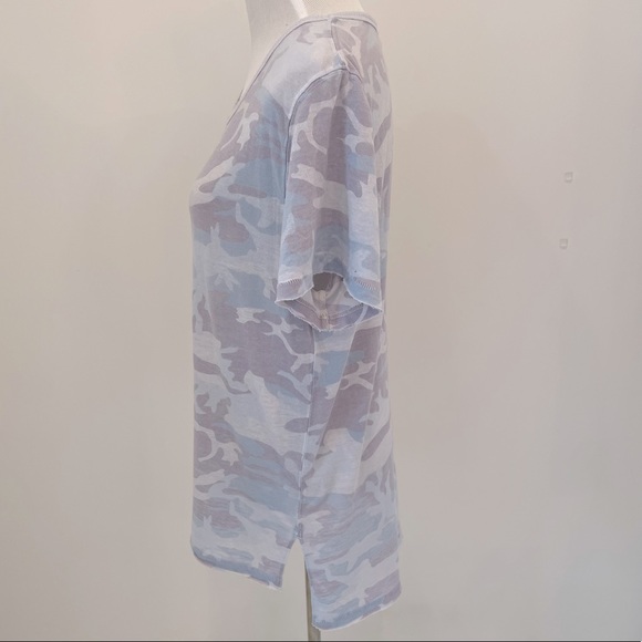 We The Free - Camo Top - Picture 2 of 4